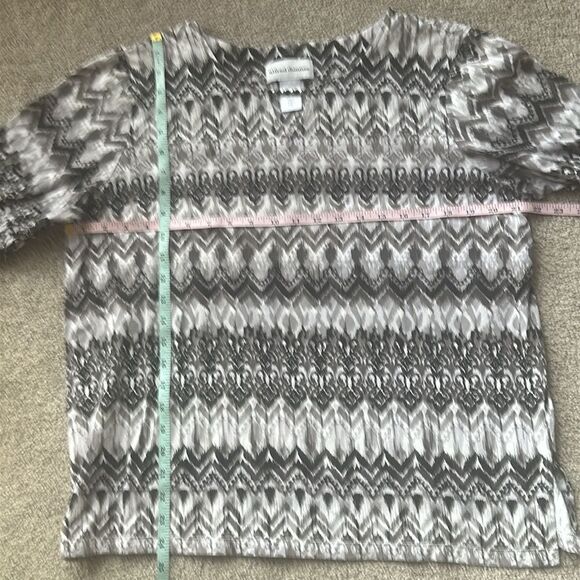 Alfred Dunner Missy Classics Ikat Zig Zag Print Top! - Picture 8 of 13